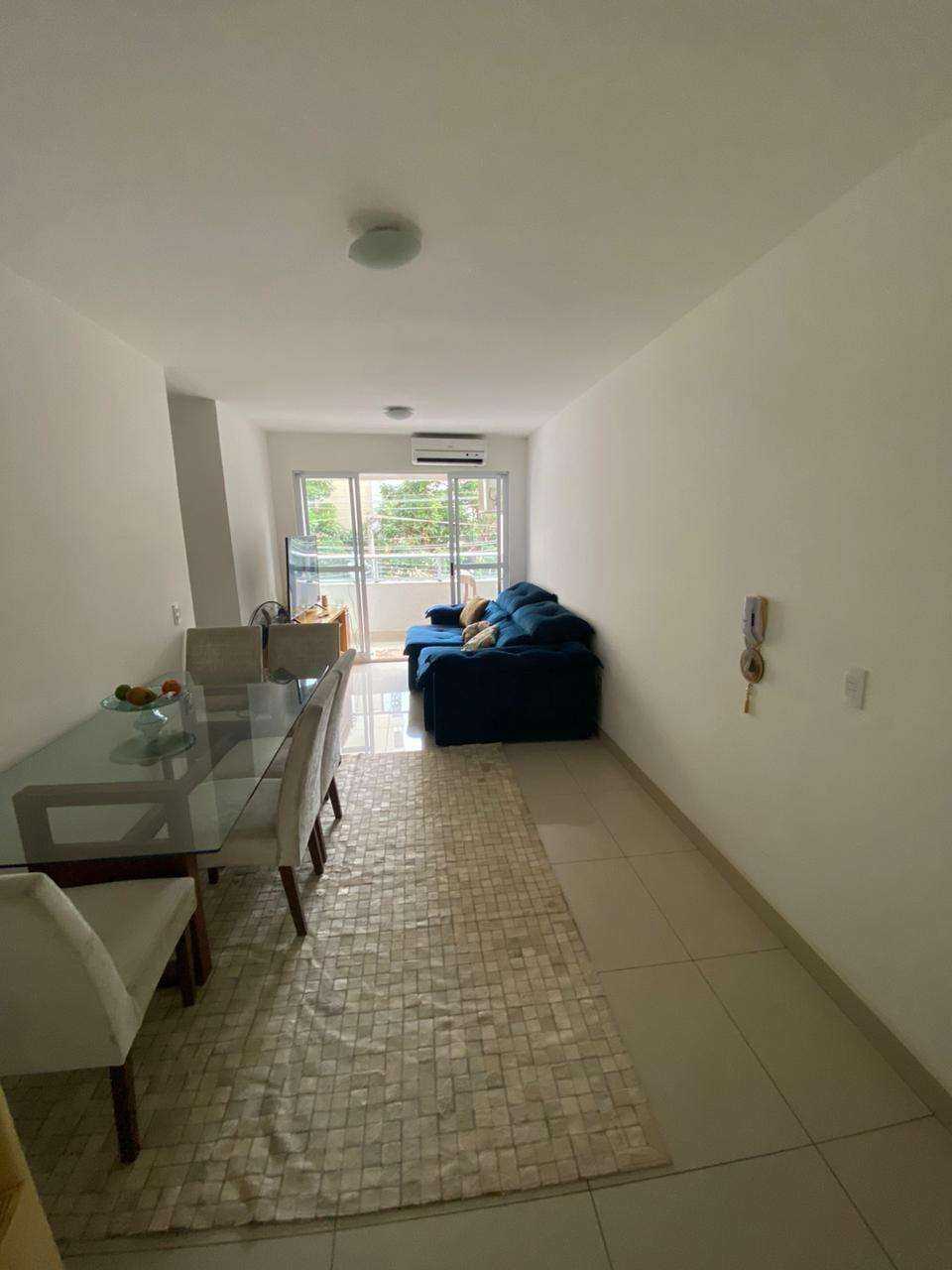 Apartamento à venda com 3 quartos, 70m² - Foto 2