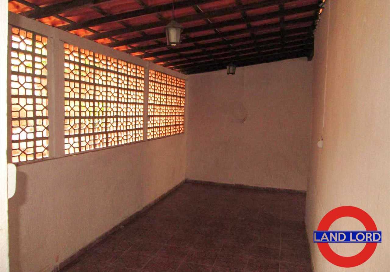 Casa à venda com 3 quartos, 200m² - Foto 9