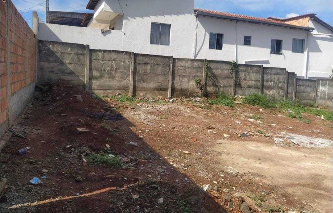 Terreno à venda, 360m² - Foto 1