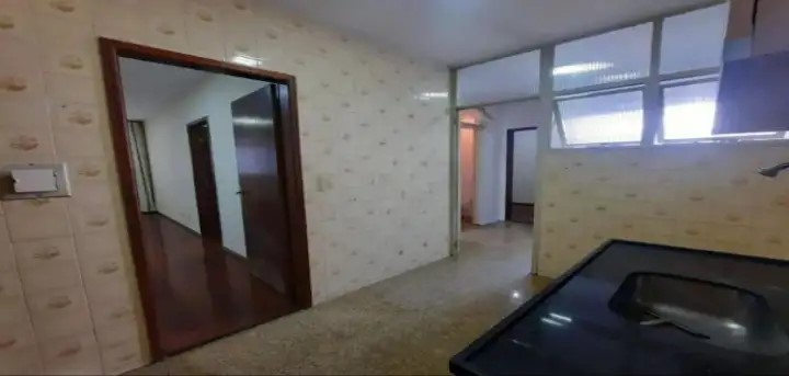 Apartamento à venda com 2 quartos, 64m² - Foto 7