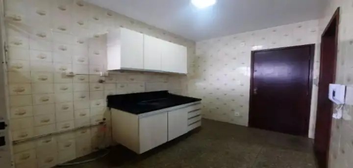 Apartamento à venda com 2 quartos, 64m² - Foto 5