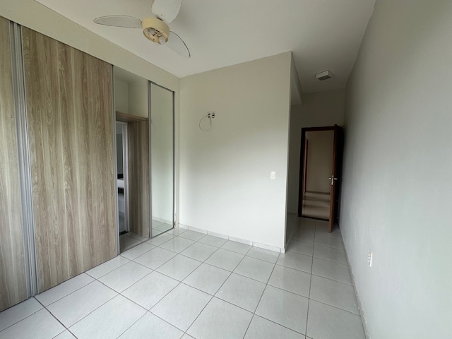 Chácara à venda com 3 quartos, 1104m² - Foto 16