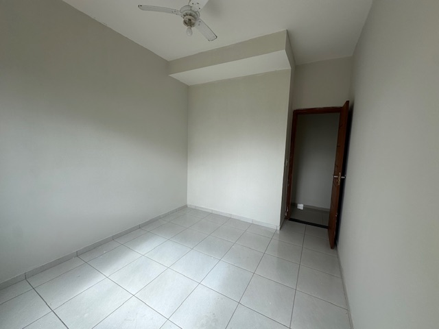 Chácara à venda com 3 quartos, 1104m² - Foto 12