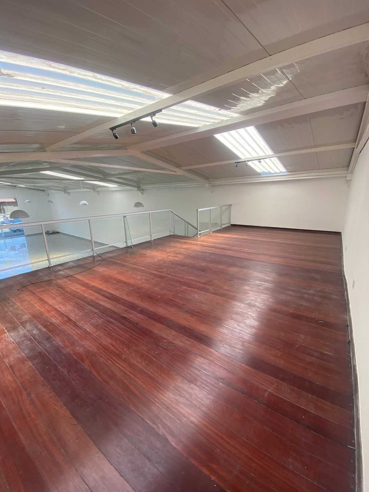 Depósito-Galpão-Armazém para alugar, 340m² - Foto 3