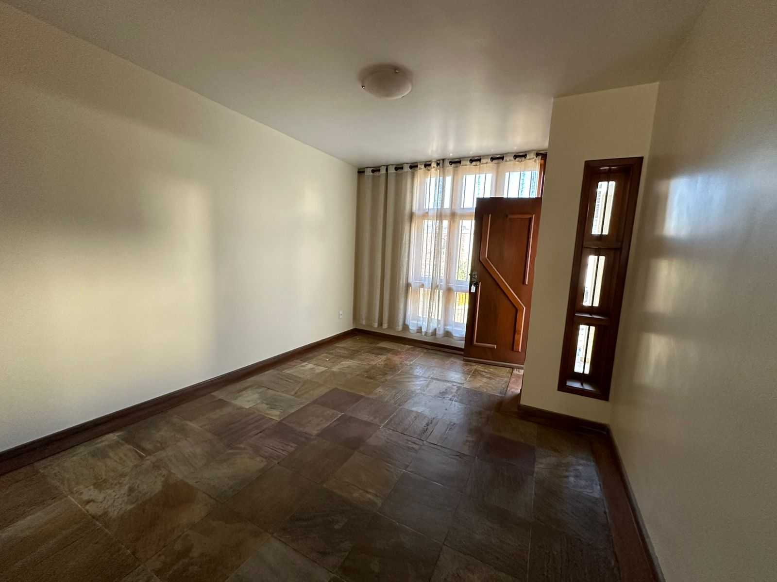 Casa à venda com 4 quartos, 240m² - Foto 20