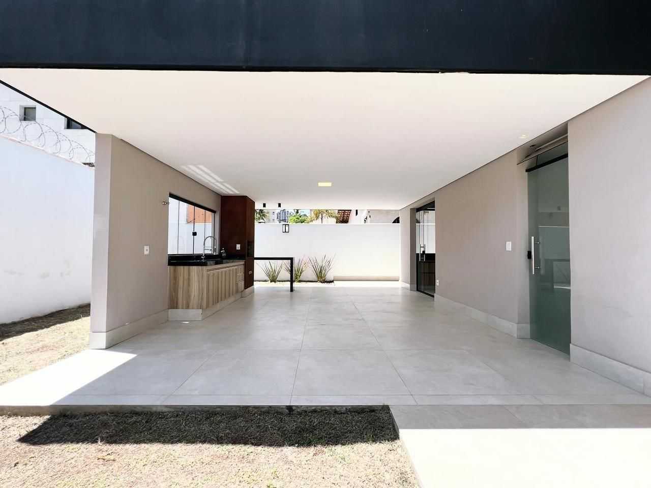 Casa à venda com 4 quartos, 210m² - Foto 6