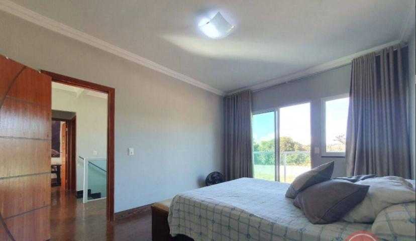 Casa à venda com 3 quartos, 80m² - Foto 10