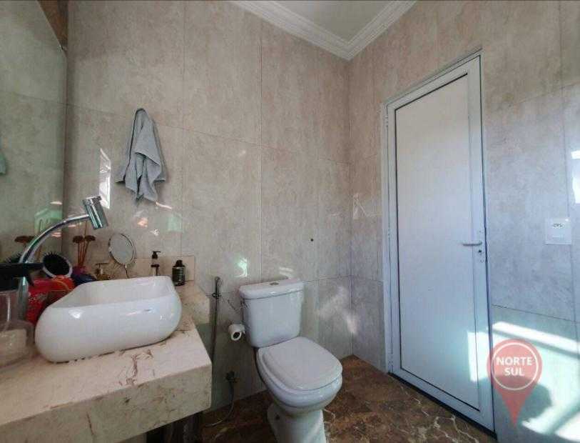 Casa à venda com 3 quartos, 80m² - Foto 8