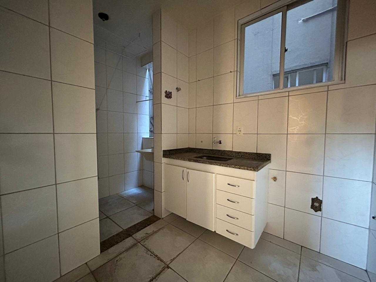 Apartamento à venda com 3 quartos, 65m² - Foto 4