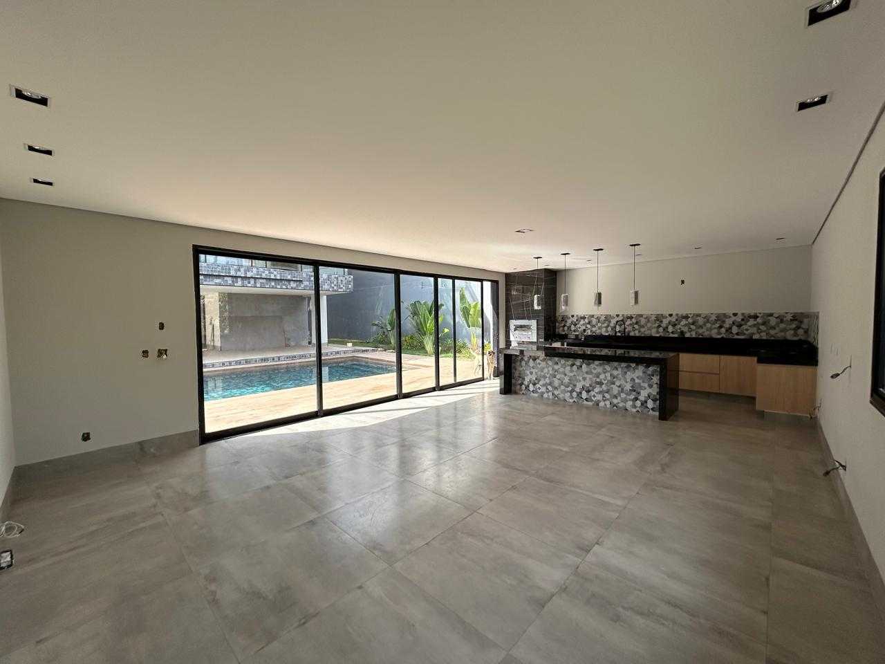 Casa à venda com 4 quartos, 657m² - Foto 11