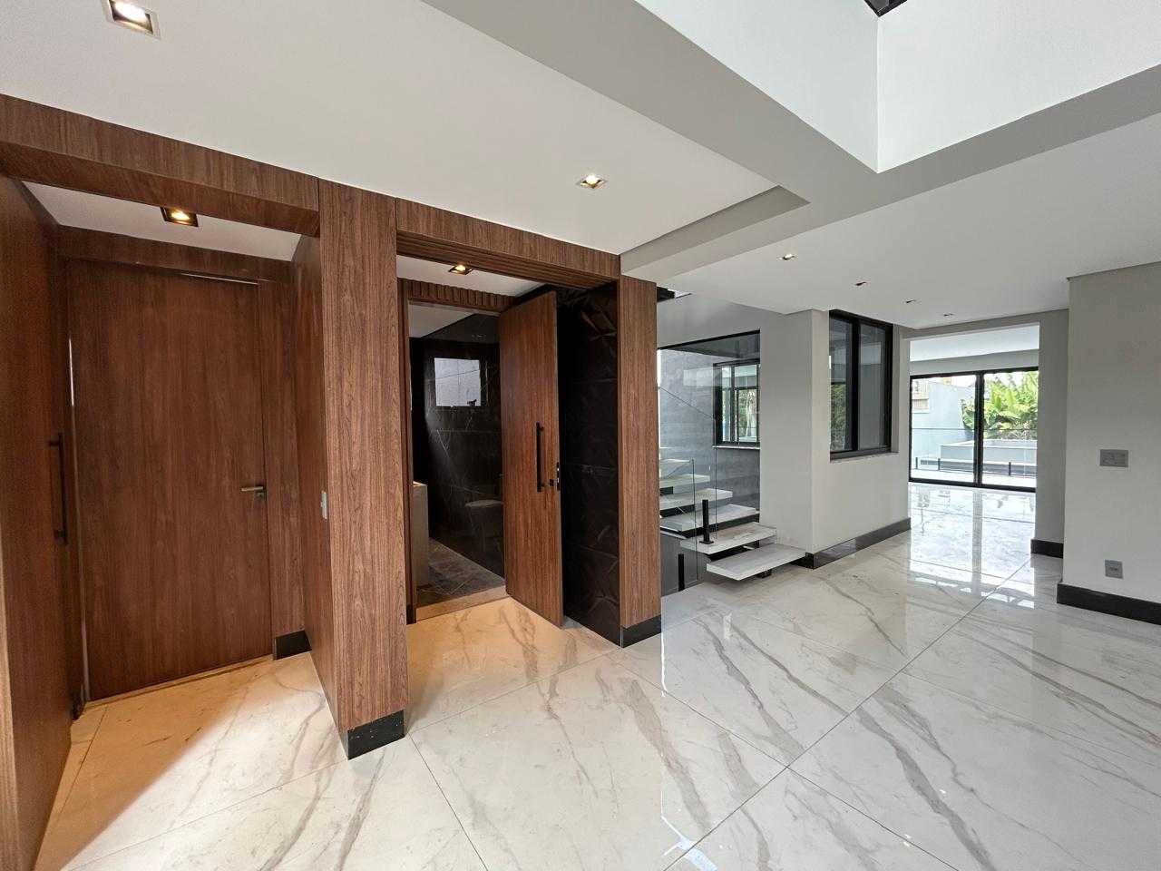 Casa à venda com 4 quartos, 657m² - Foto 14