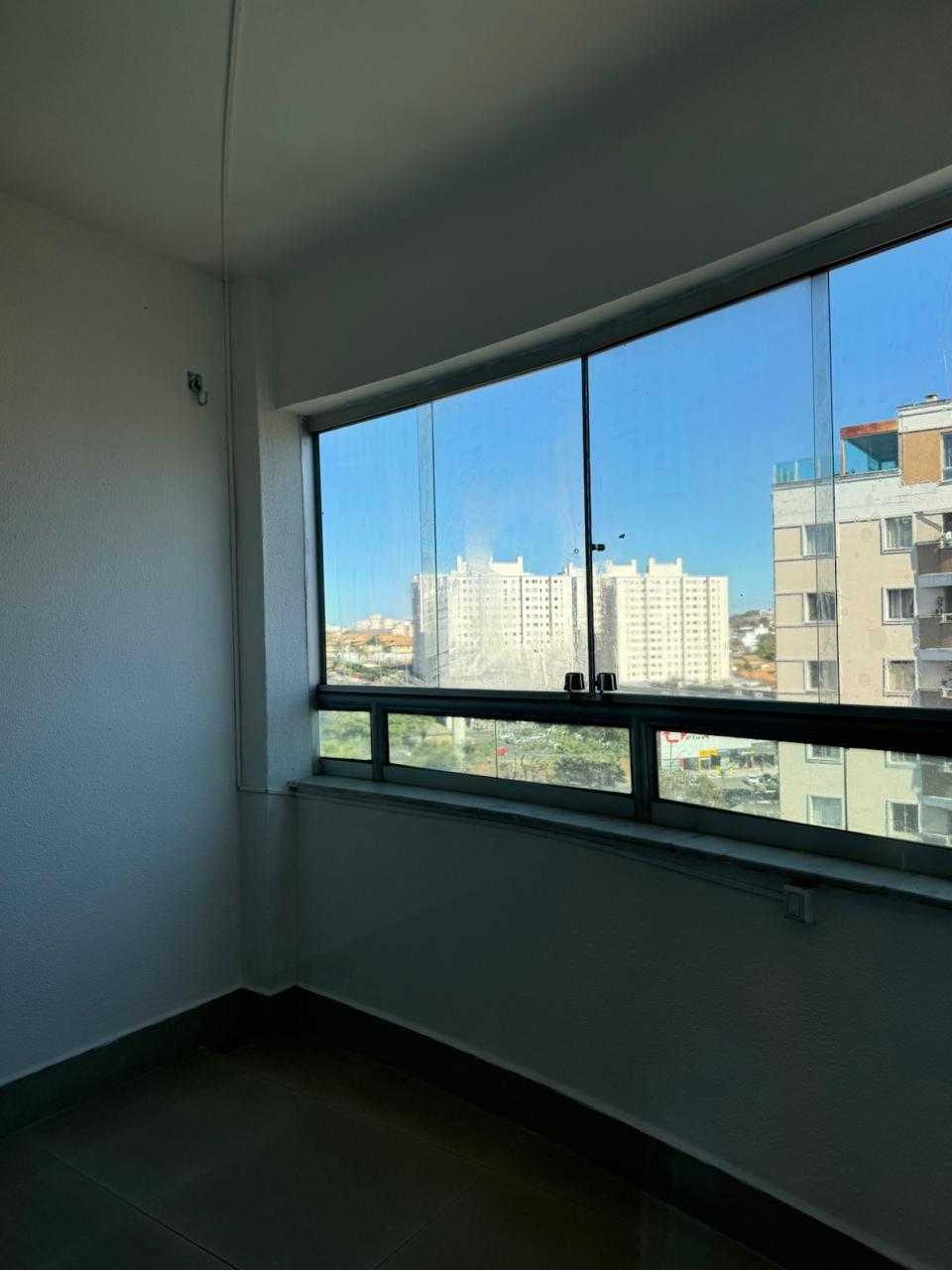 Apartamento para alugar com 3 quartos, 75m² - Foto 3