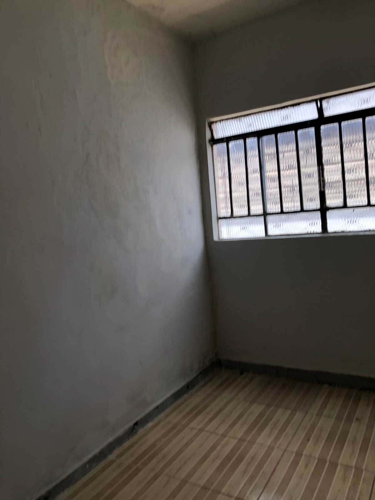 Casa à venda com 2 quartos, 360m² - Foto 8