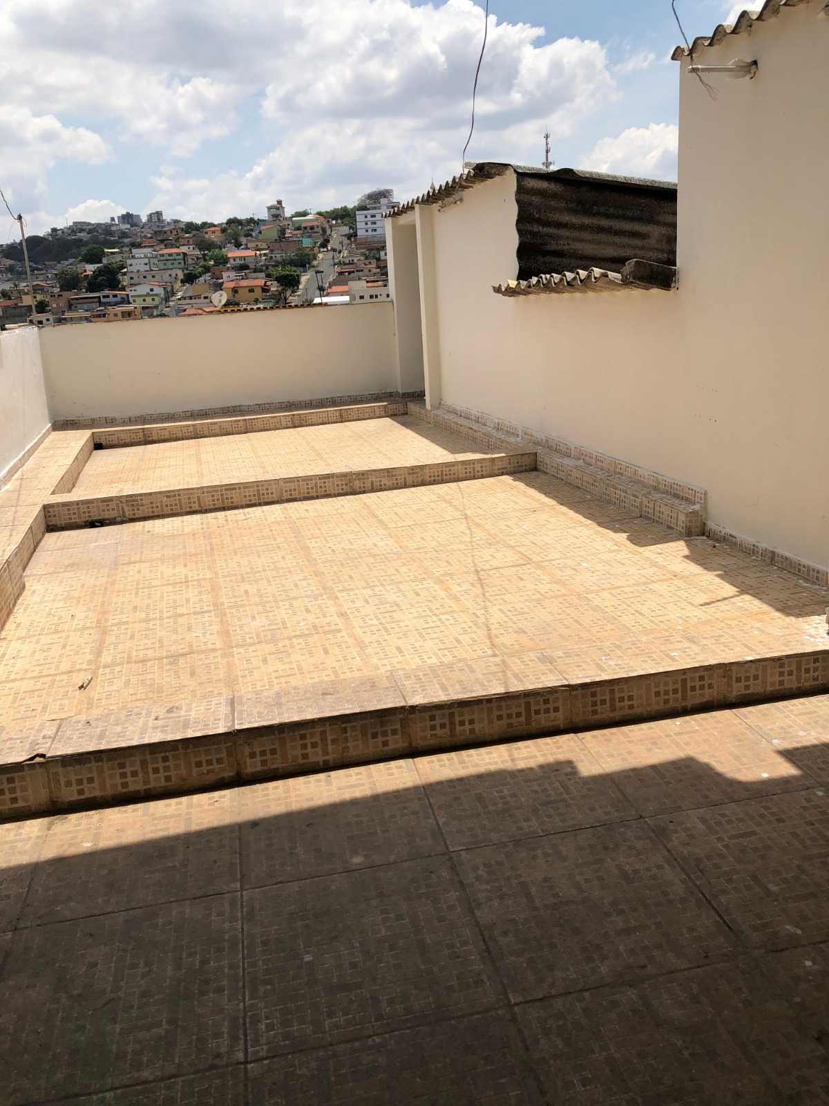 Casa à venda com 2 quartos, 360m² - Foto 19