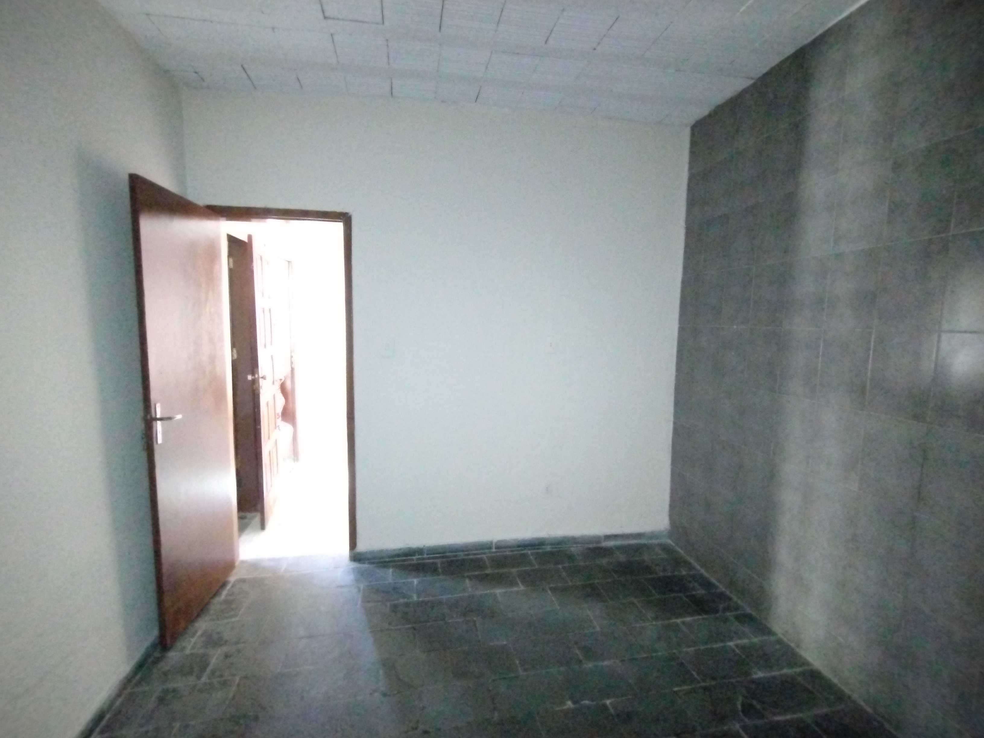 Casa para alugar com 2 quartos, 110m² - Foto 10