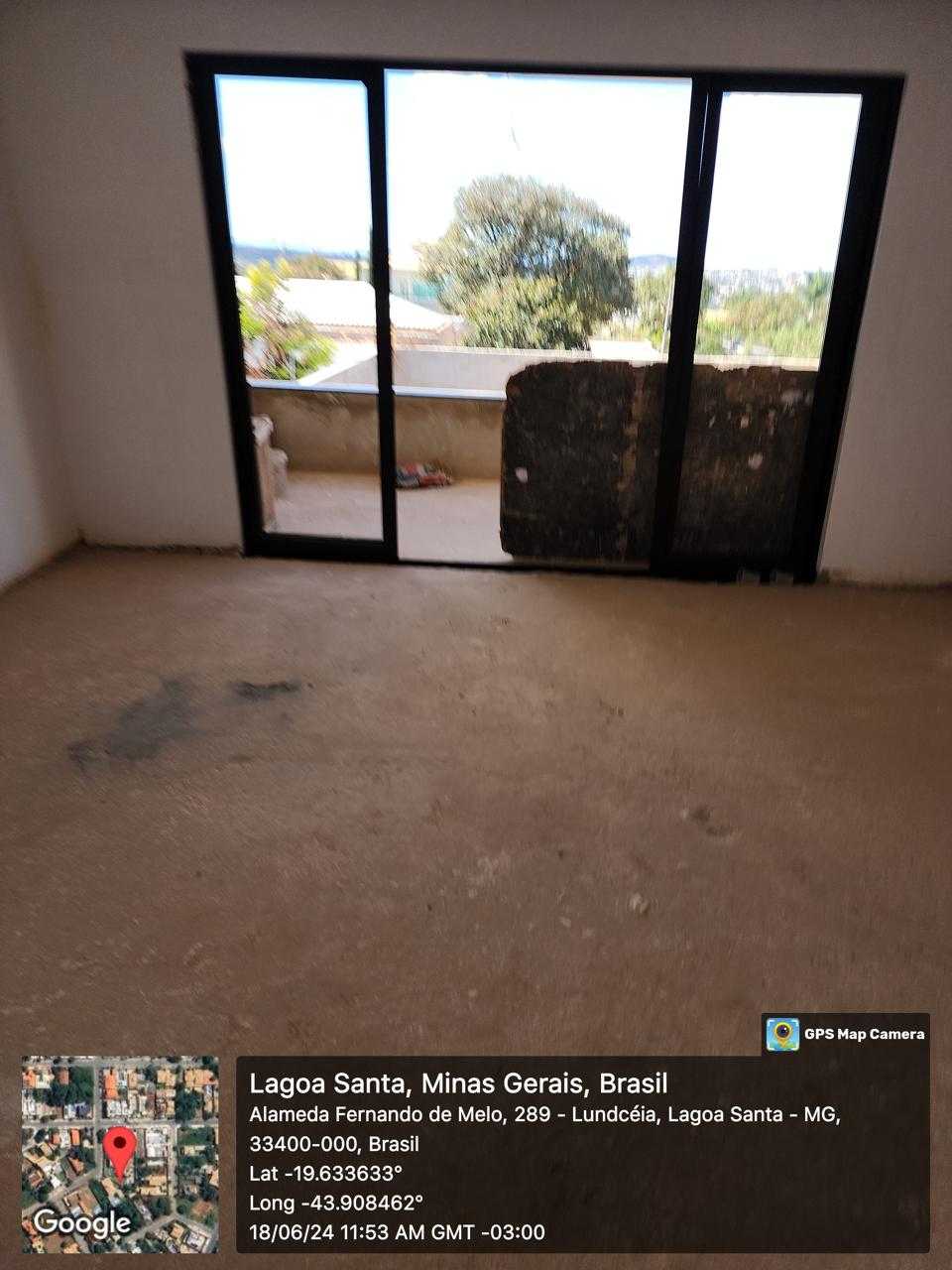 Casa à venda com 3 quartos, 360m² - Foto 2