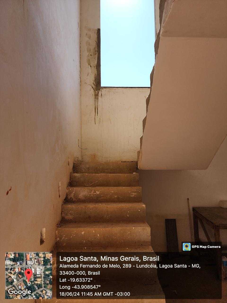 Casa à venda com 3 quartos, 360m² - Foto 8