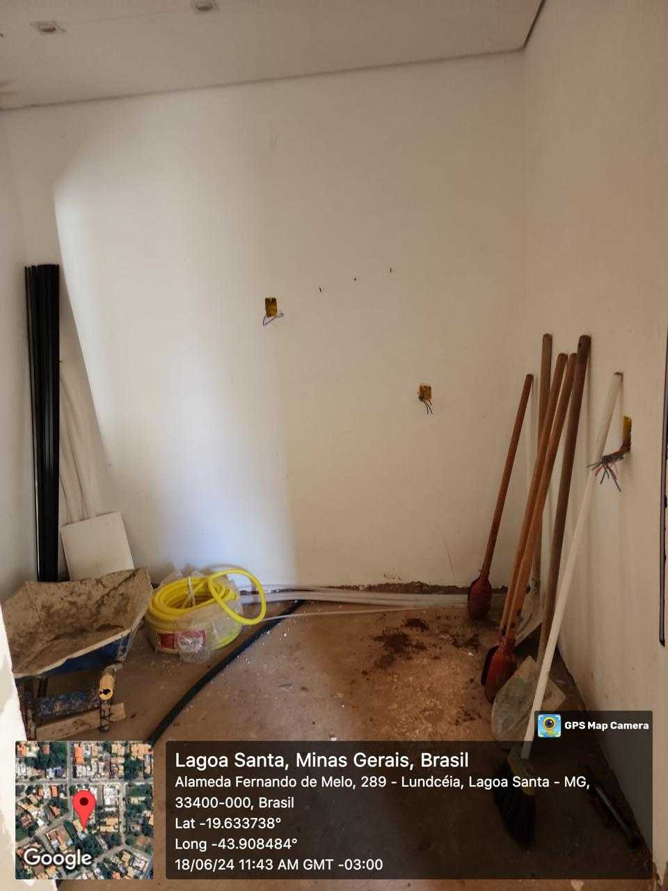 Casa à venda com 3 quartos, 360m² - Foto 16