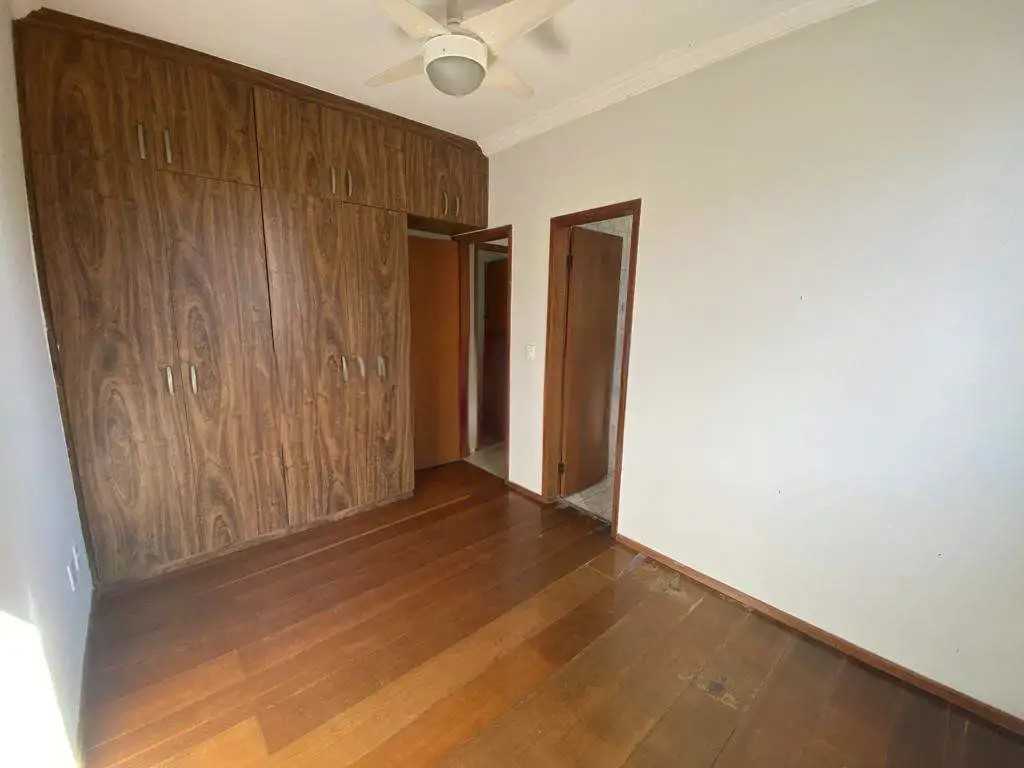 Apartamento à venda com 3 quartos, 74m² - Foto 11