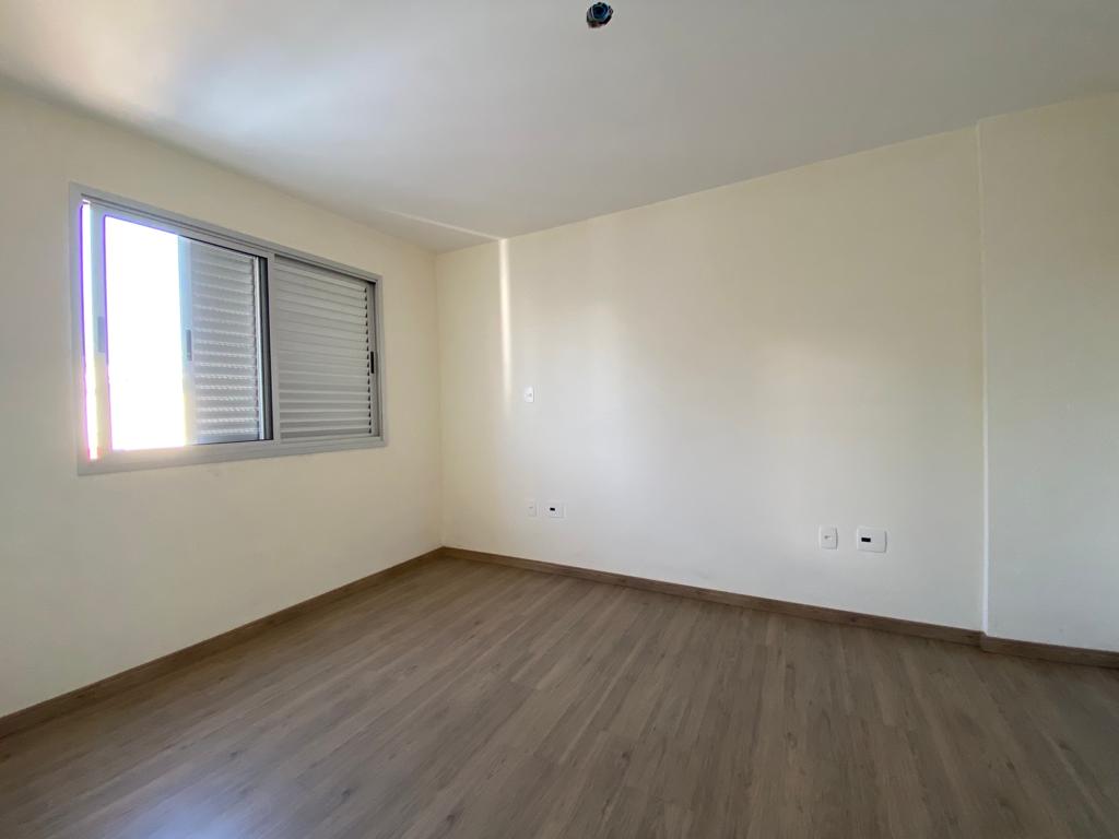 Apartamento à venda com 4 quartos, 110m² - Foto 11