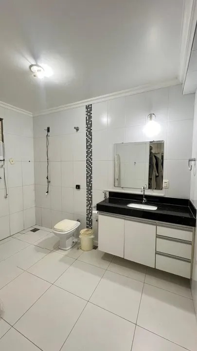 Casa à venda com 3 quartos, 198m² - Foto 9