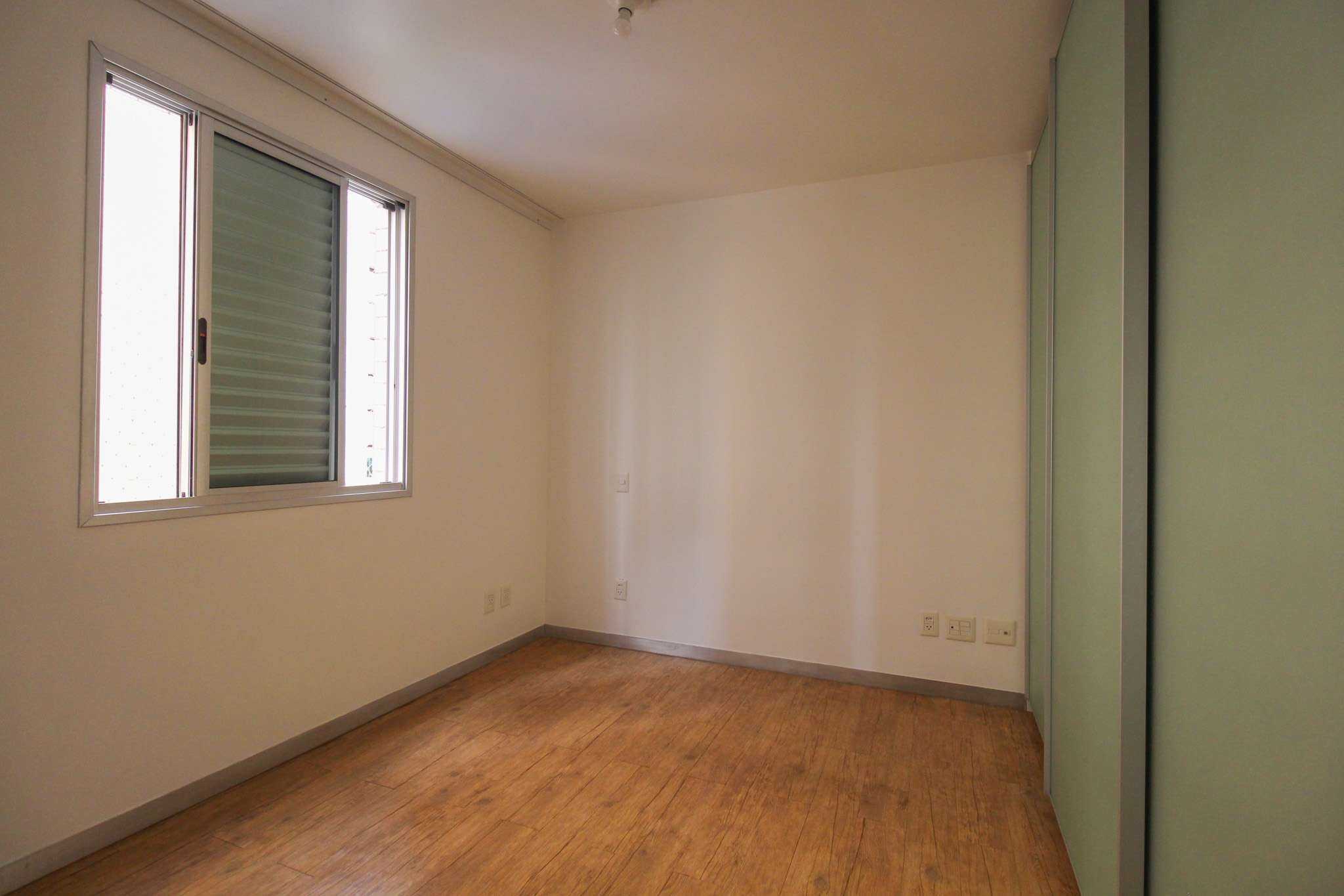 Apartamento à venda com 3 quartos, 83m² - Foto 18