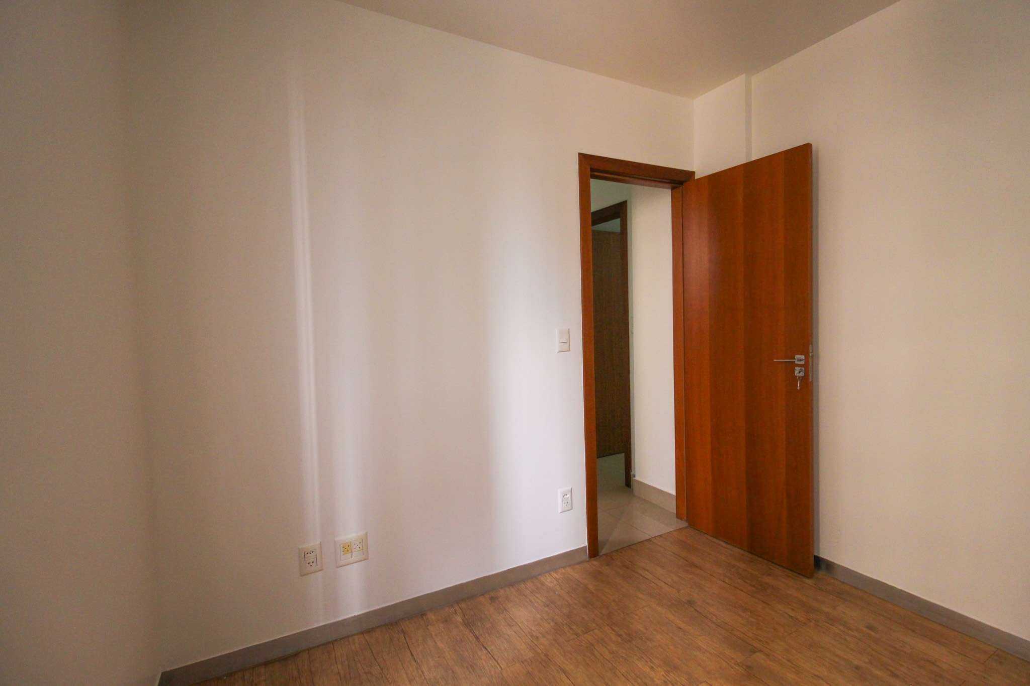 Apartamento à venda com 3 quartos, 83m² - Foto 7