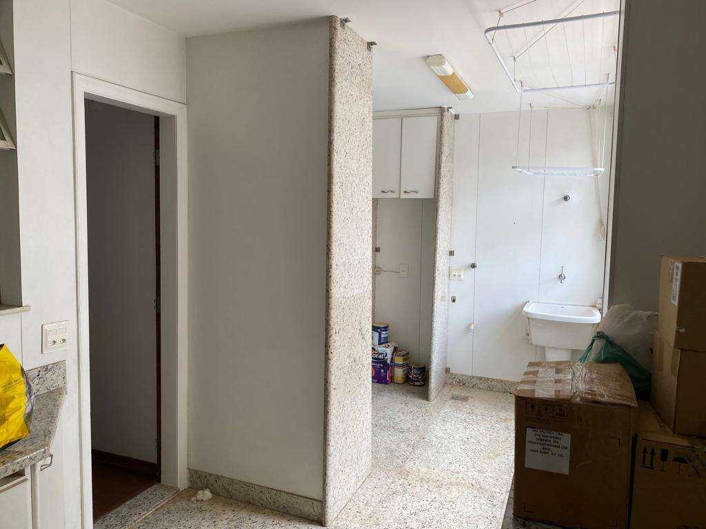 Apartamento à venda com 4 quartos, 270m² - Foto 16