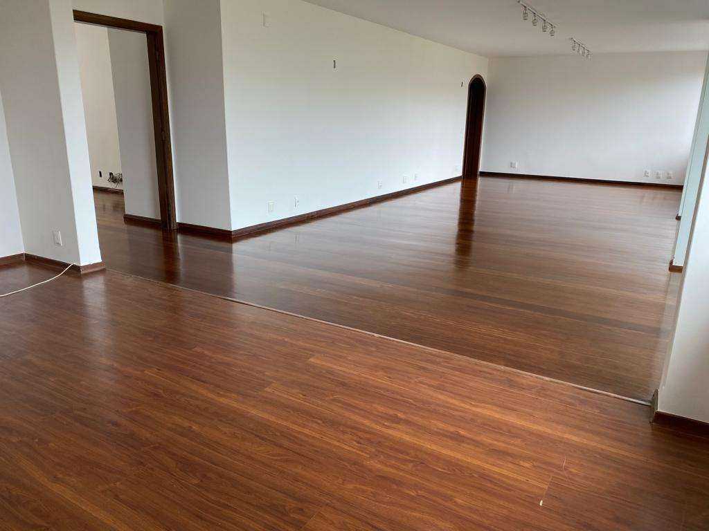 Apartamento à venda com 4 quartos, 270m² - Foto 6