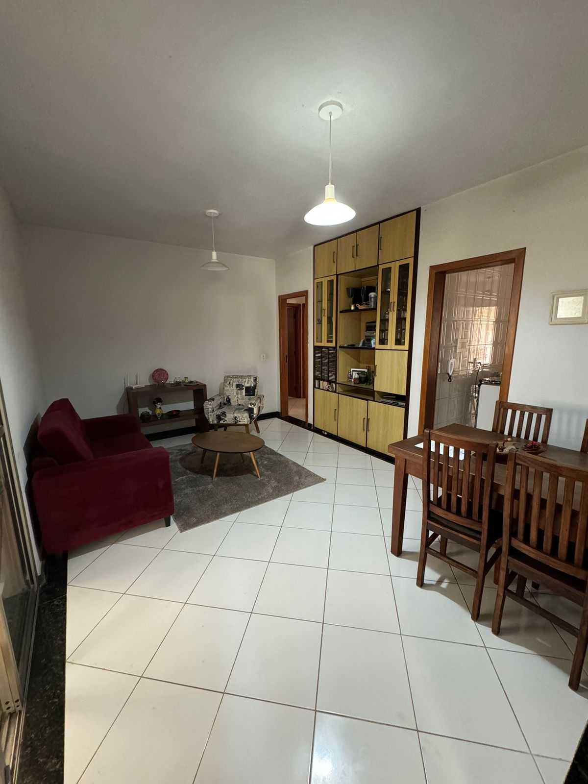 Apartamento à venda com 3 quartos, 80m² - Foto 2