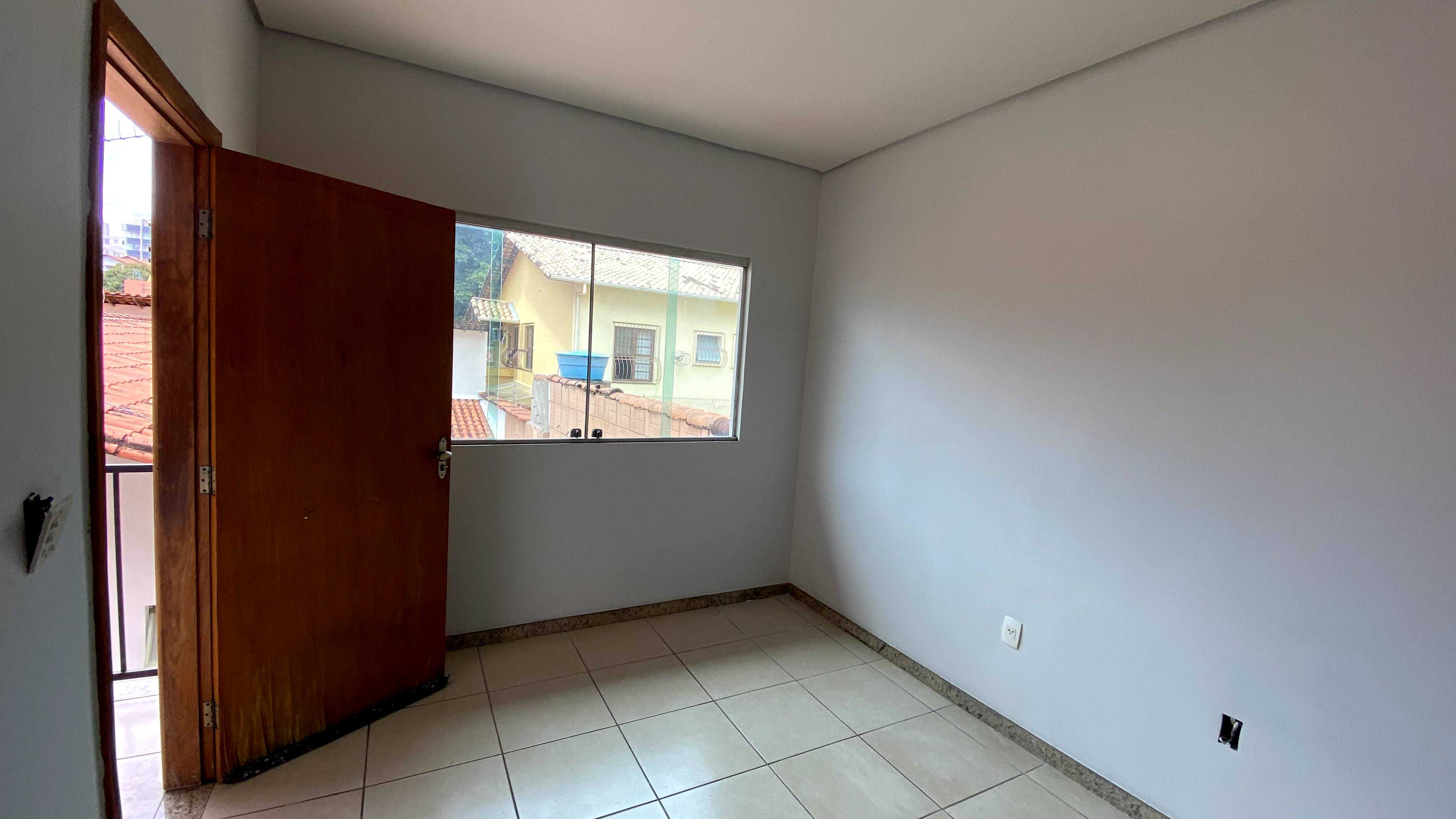 Casa à venda com 5 quartos, 250m² - Foto 22