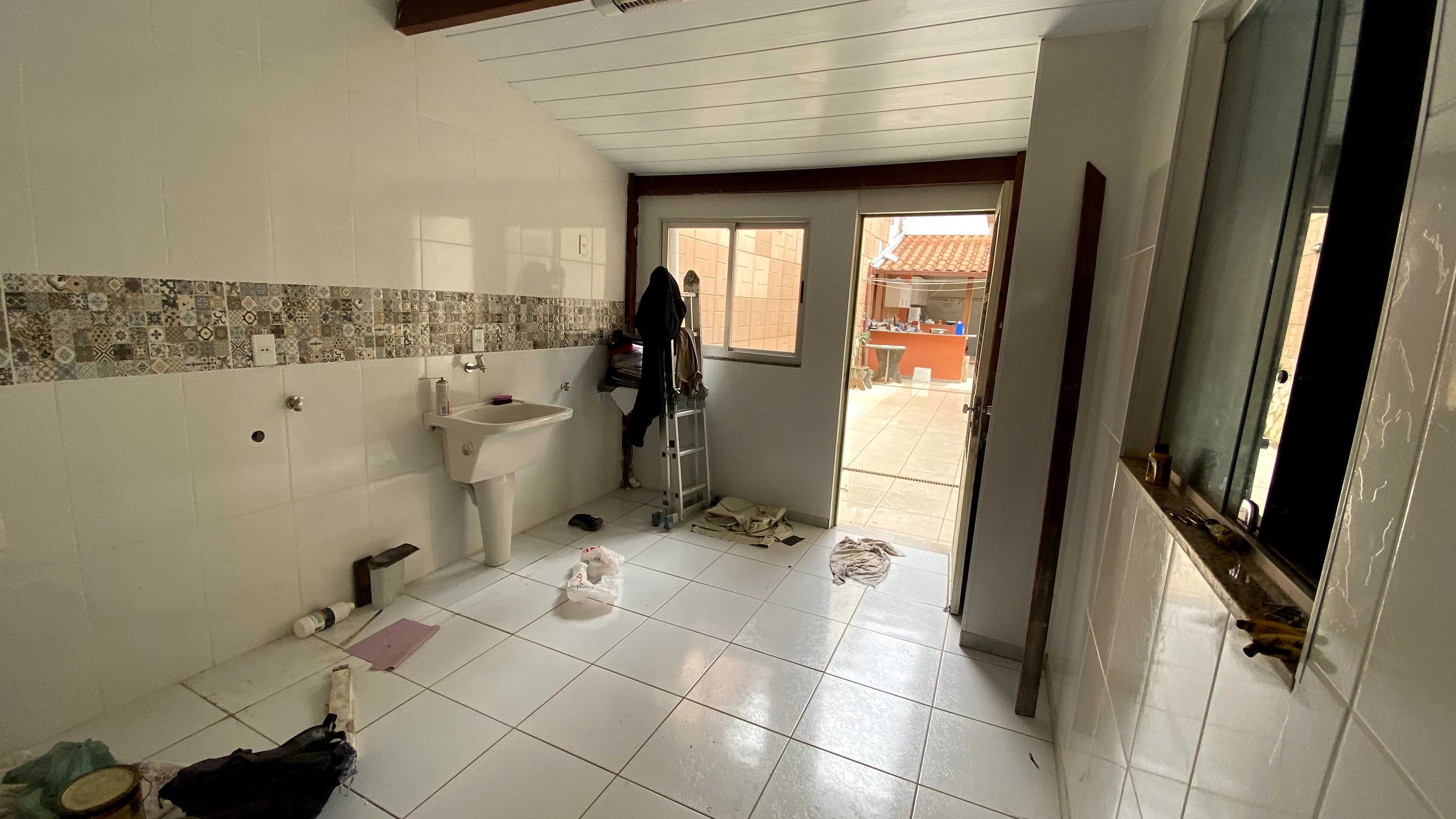 Casa à venda com 5 quartos, 250m² - Foto 12