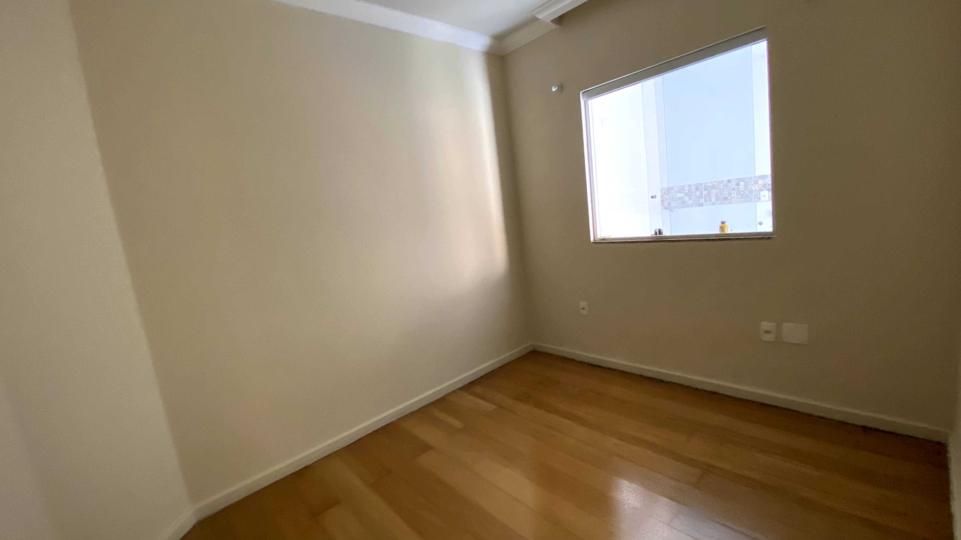 Casa à venda com 5 quartos, 250m² - Foto 8