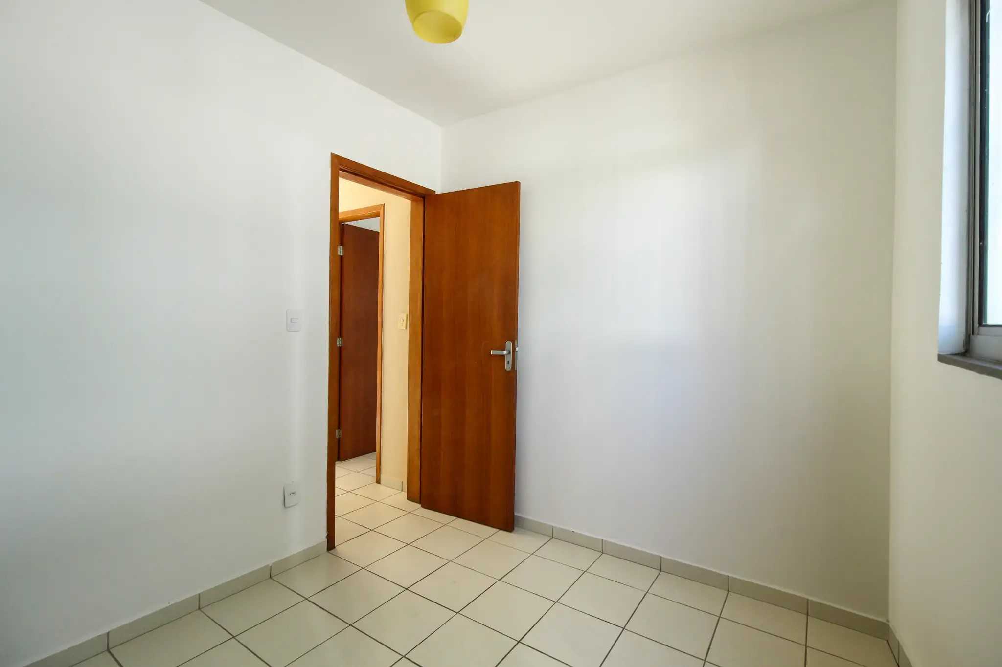 Apartamento à venda com 2 quartos, 55m² - Foto 6