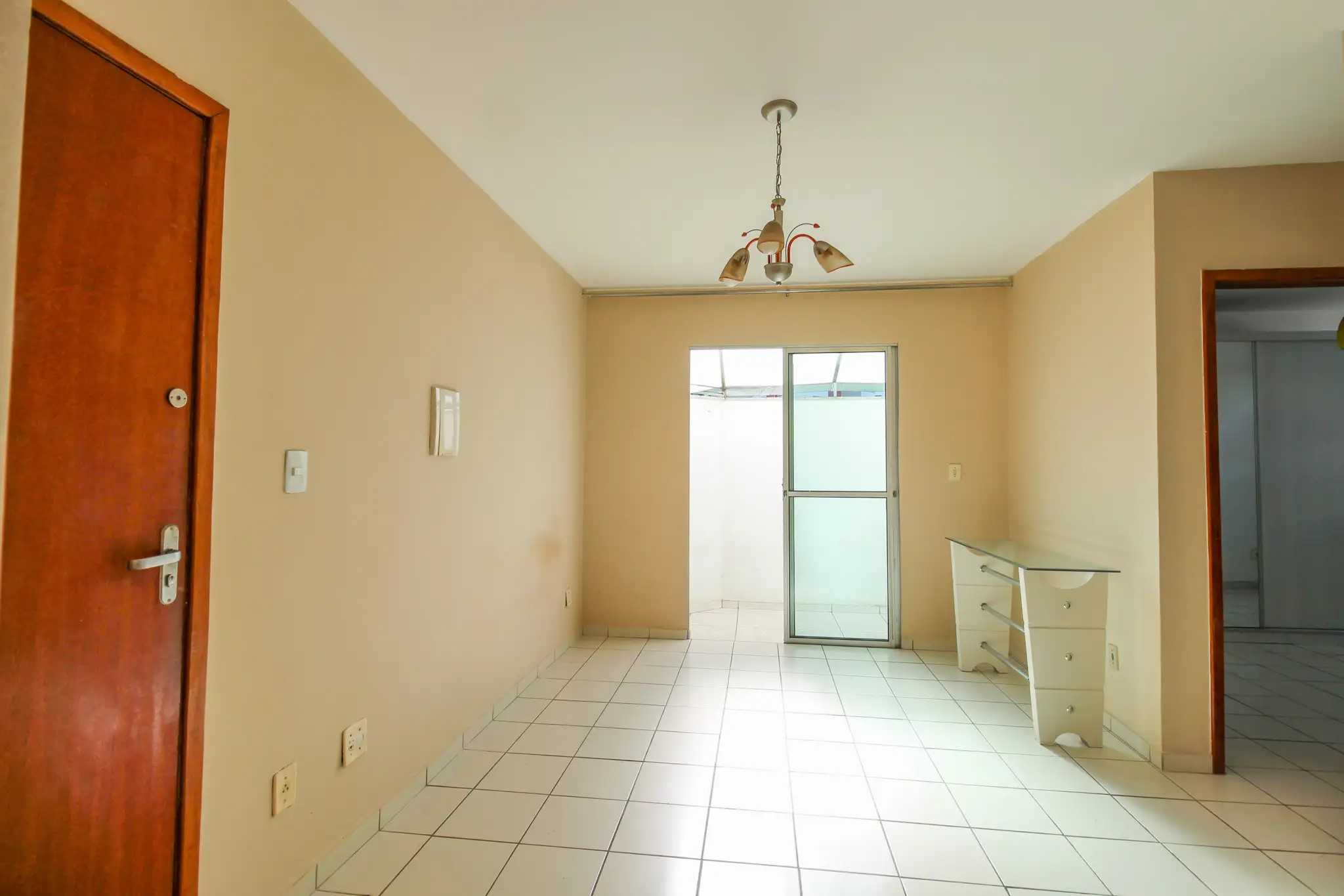 Apartamento à venda com 2 quartos, 55m² - Foto 2