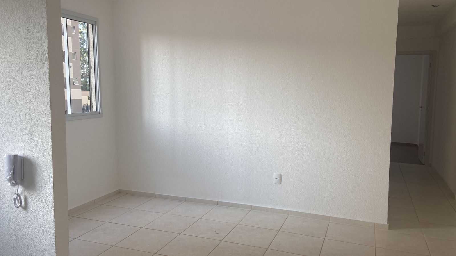 Apartamento à venda com 2 quartos, 60m² - Foto 2