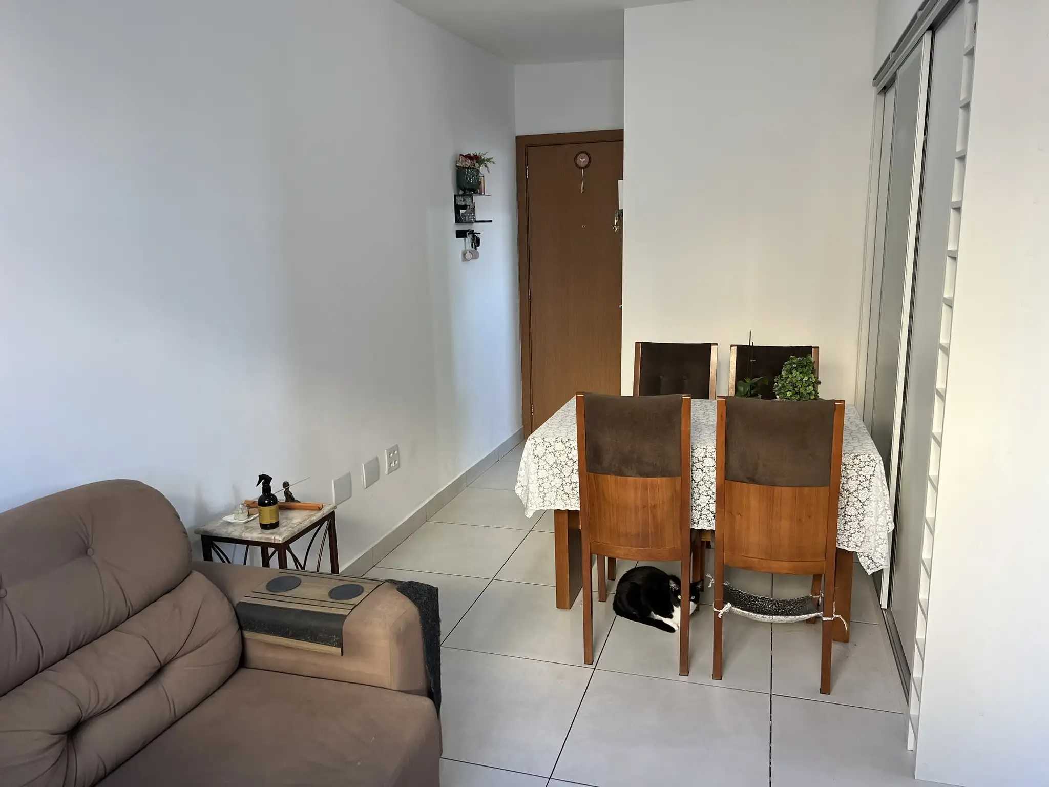 Apartamento à venda com 2 quartos, 55m² - Foto 1