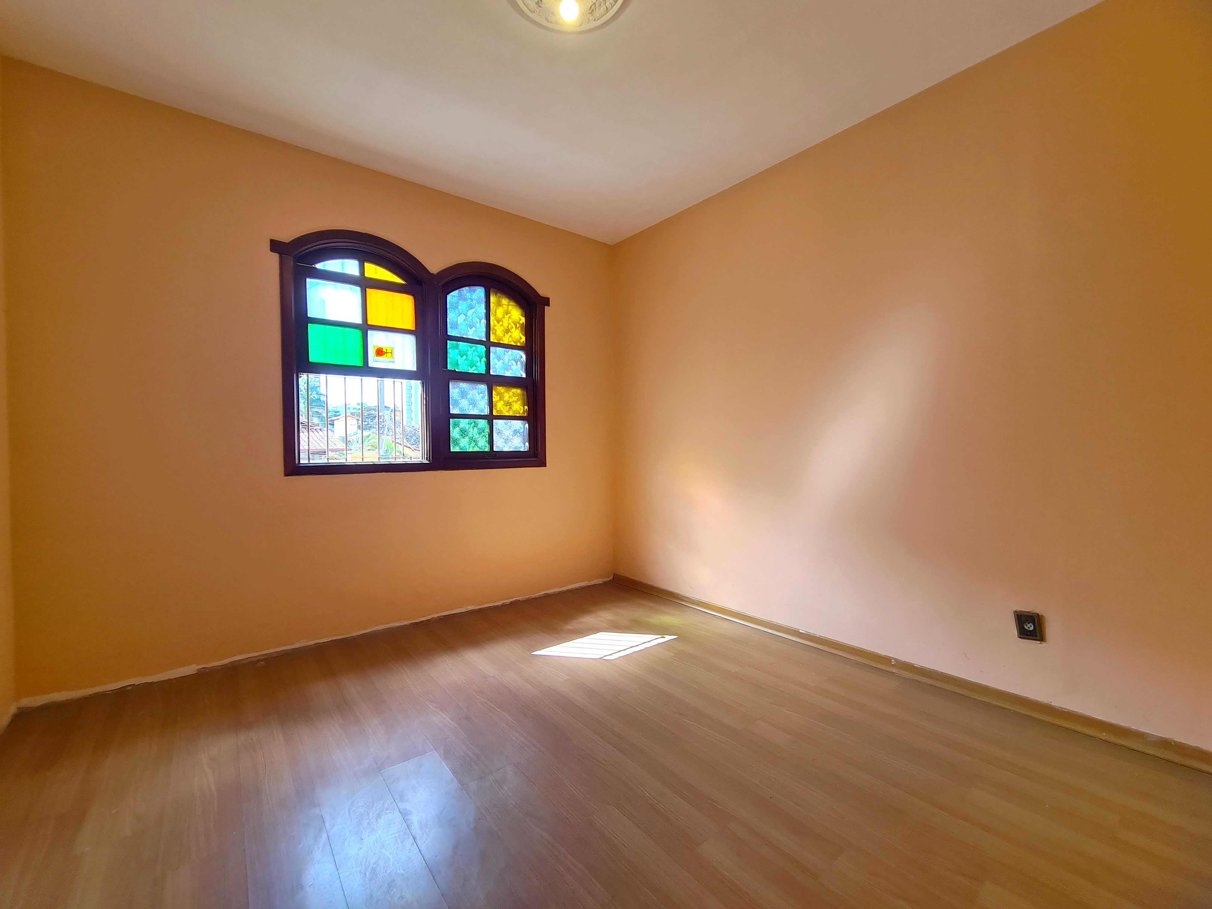 Casa à venda com 4 quartos, 250m² - Foto 17