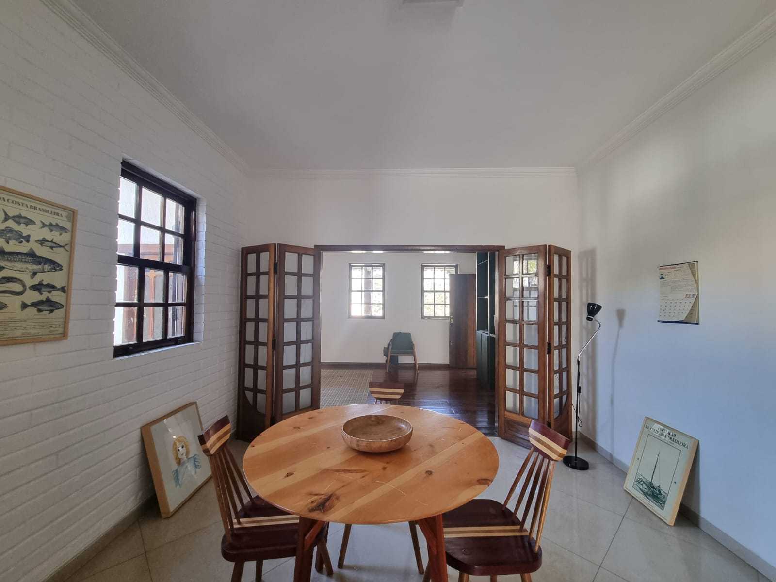 Casa à venda com 3 quartos, 200m² - Foto 11