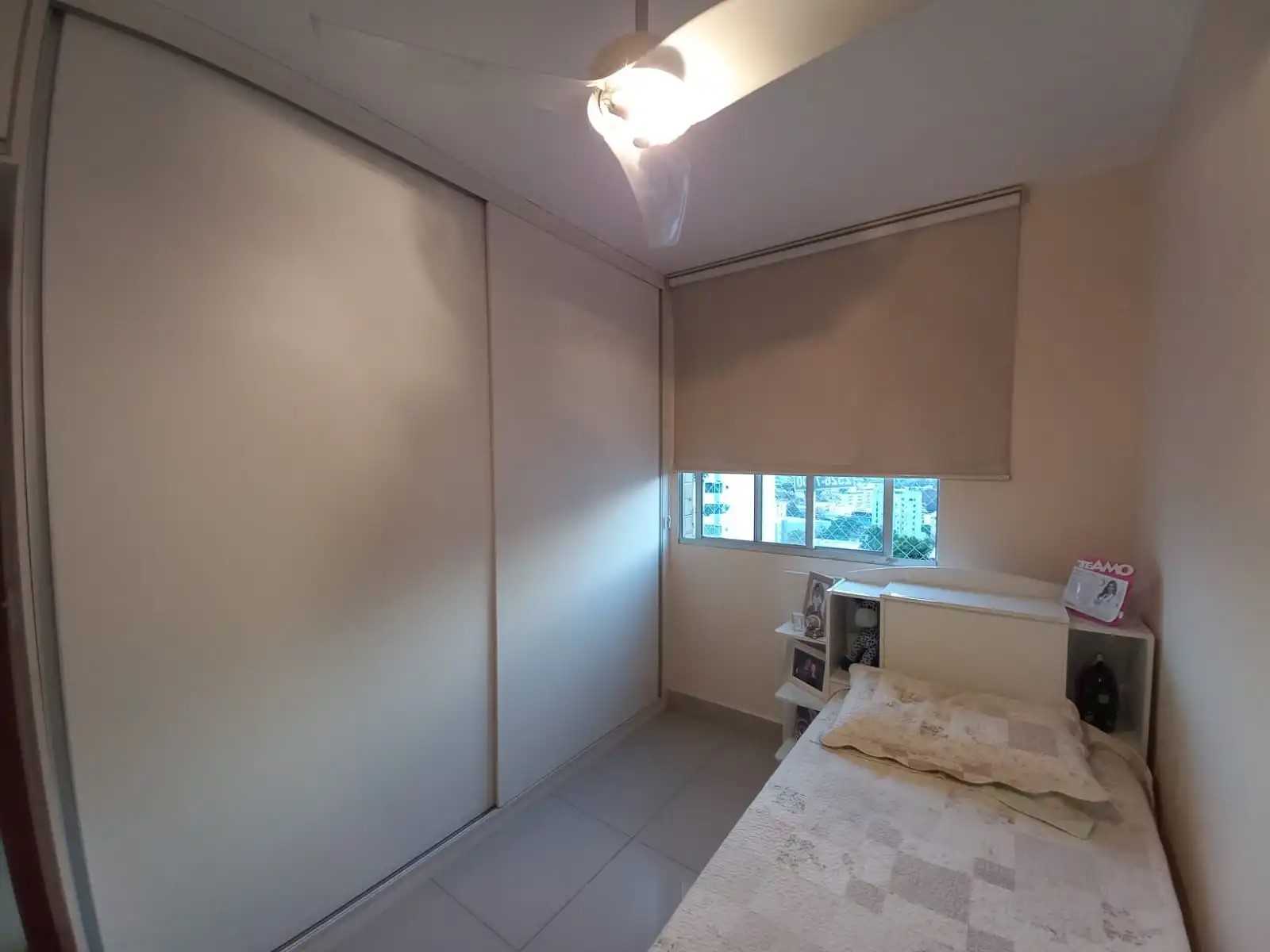 Apartamento à venda com 2 quartos, 60m² - Foto 4