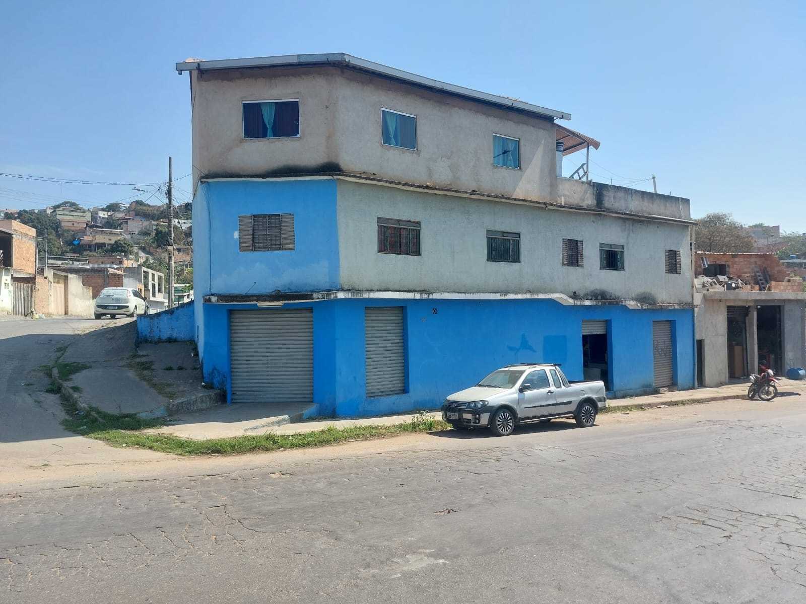 Casa à venda com 2 quartos, 160m² - Foto 1