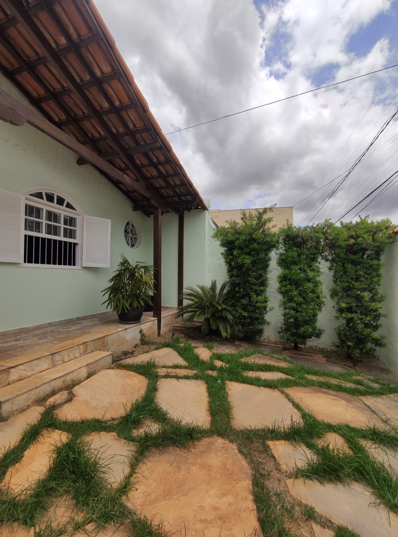 Casa para alugar com 5 quartos, 360m² - Foto 3