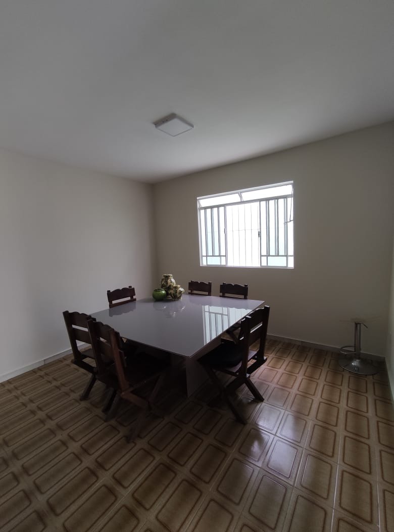 Casa para alugar com 5 quartos, 360m² - Foto 15