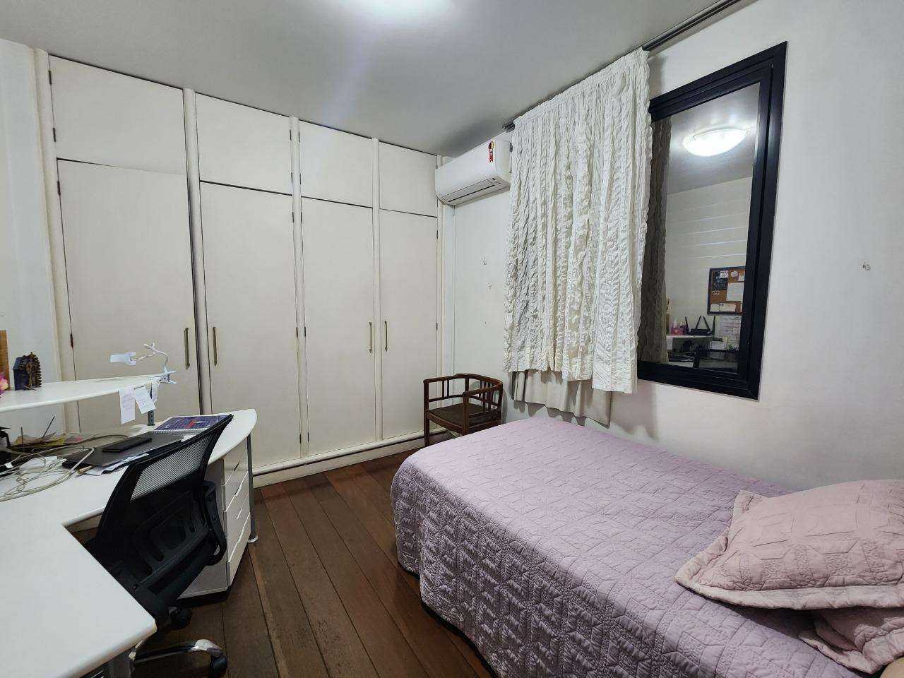 Apartamento à venda com 4 quartos, 241m² - Foto 8