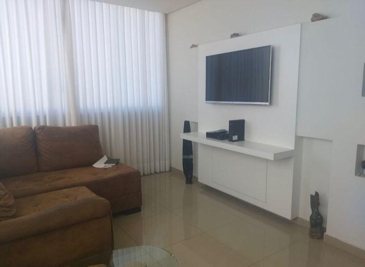 Cobertura à venda com 4 quartos, 180m² - Foto 1