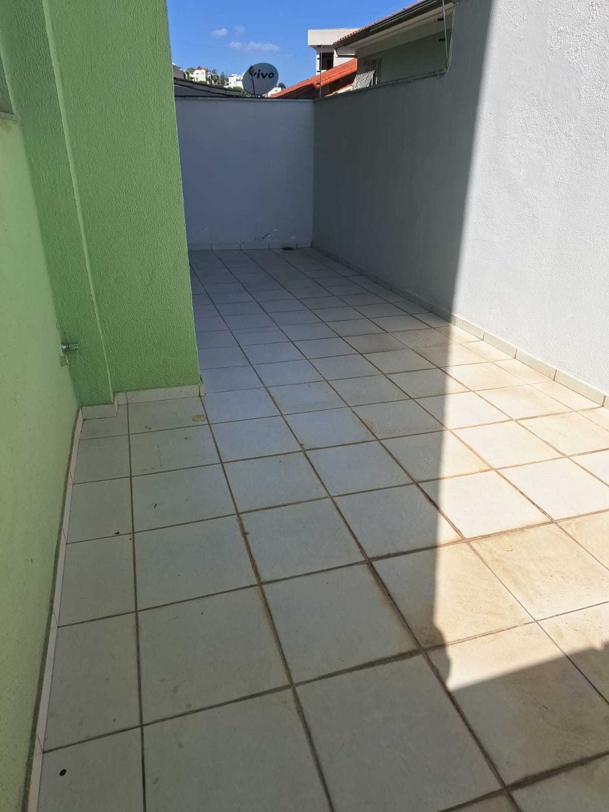 Apartamento à venda com 3 quartos, 24m² - Foto 3