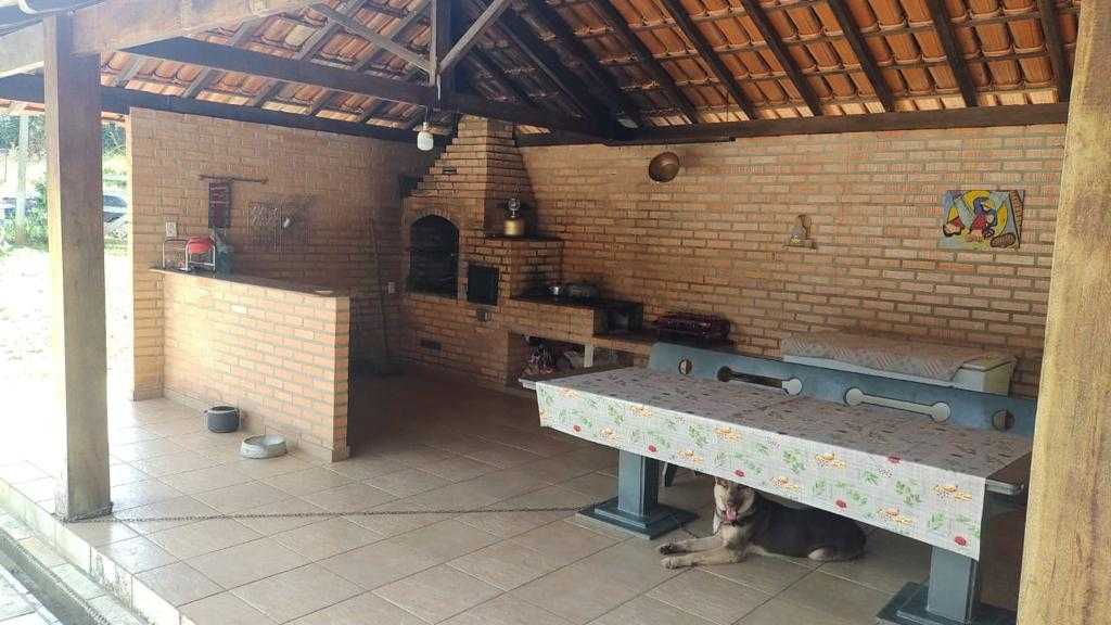 Chácara à venda com 4 quartos, 400m² - Foto 4