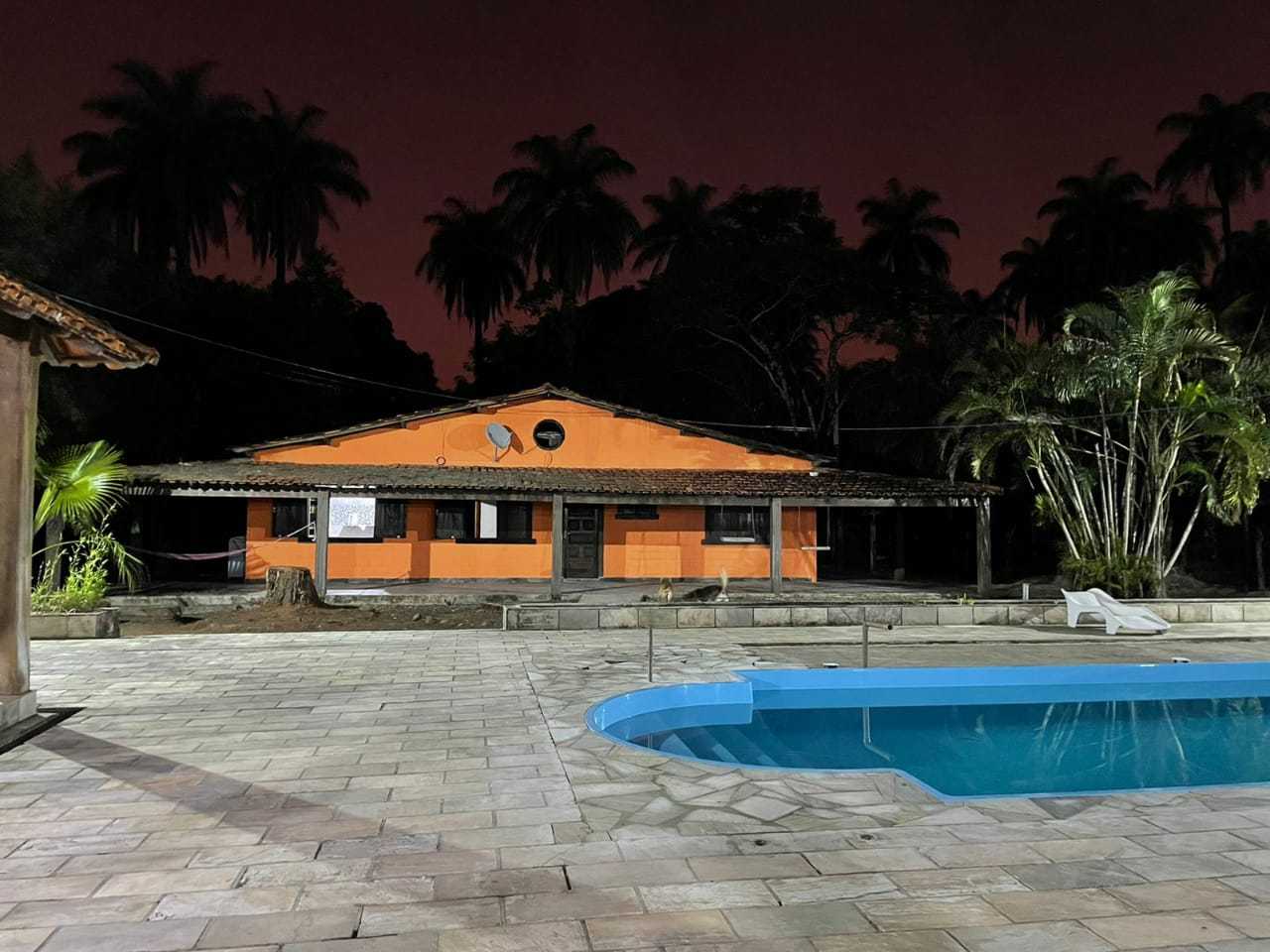 Chácara à venda com 4 quartos, 400m² - Foto 8