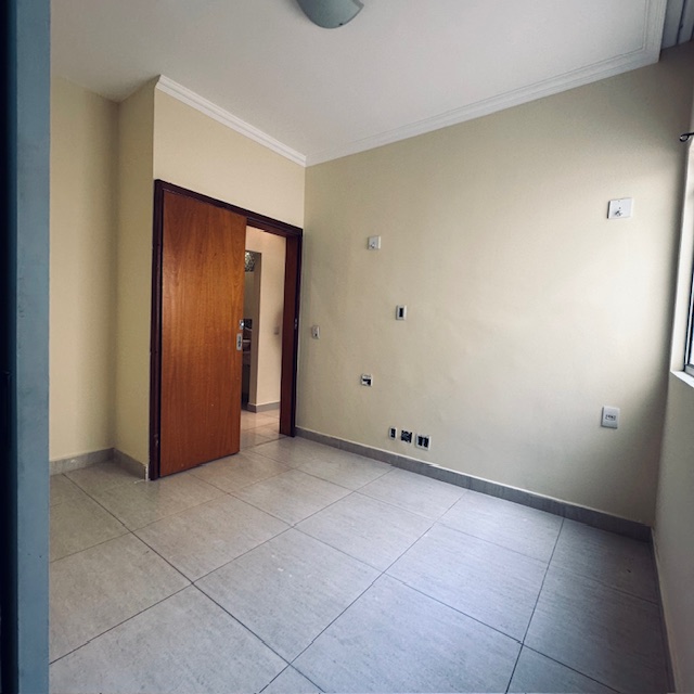 Apartamento à venda com 3 quartos, 75m² - Foto 6