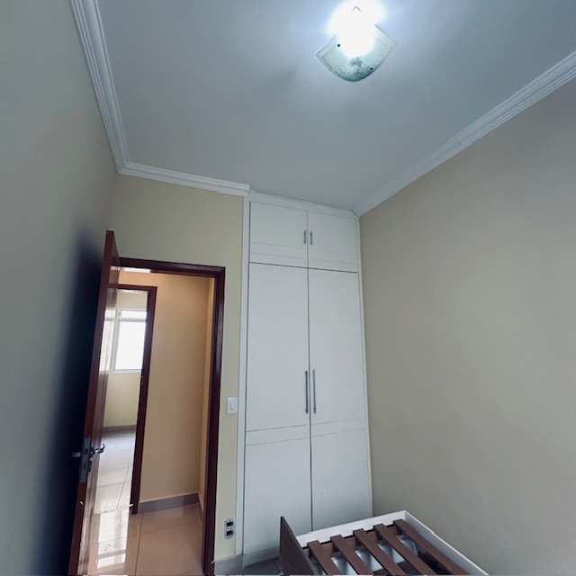 Apartamento à venda com 3 quartos, 75m² - Foto 10